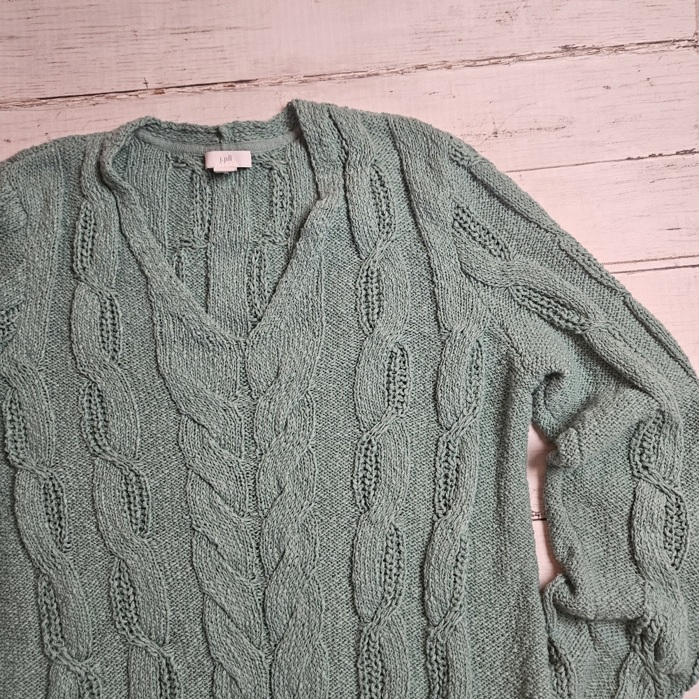 J Jill Sage Green Cable Knit V Neck‎ Size Medium